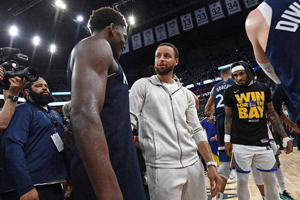 DB体育电竞-凯尔特人刷新世界纪录，库里教练激动落泪！